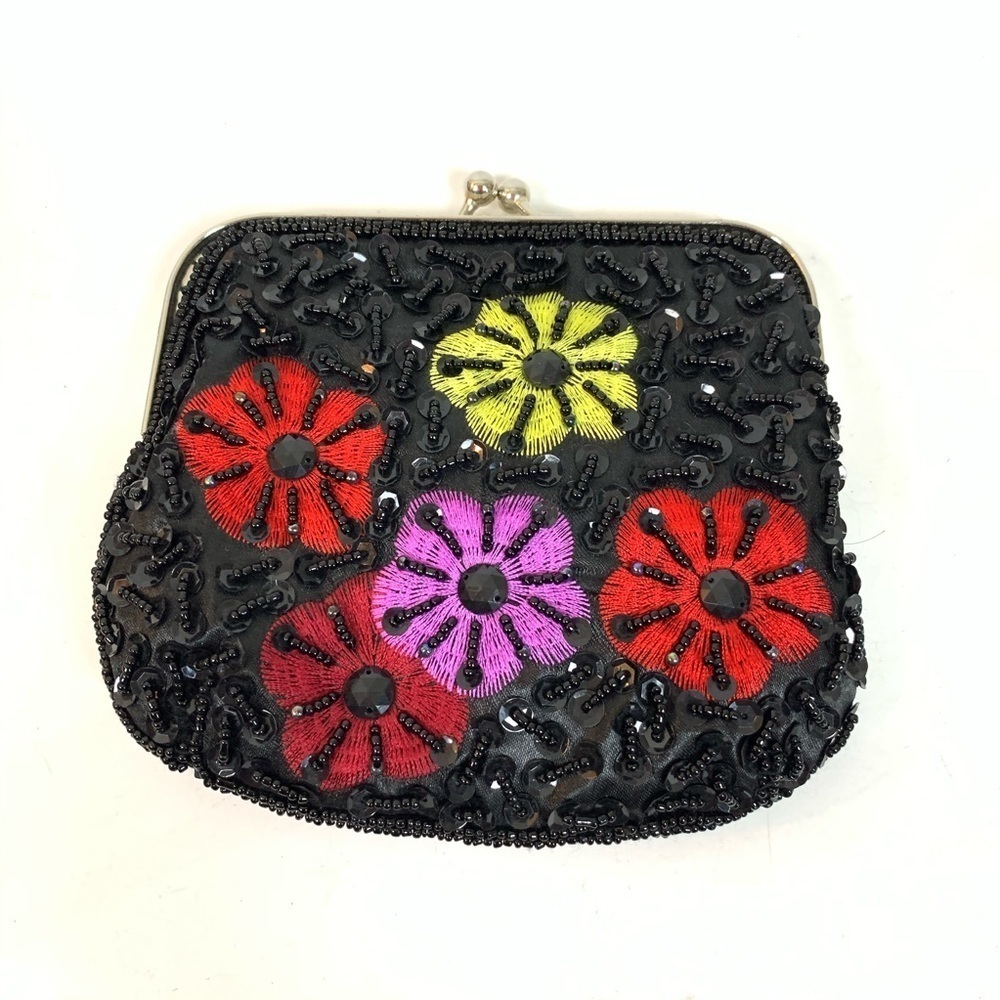 Bijoux Terner Beaded Snap Closure Chain Purse